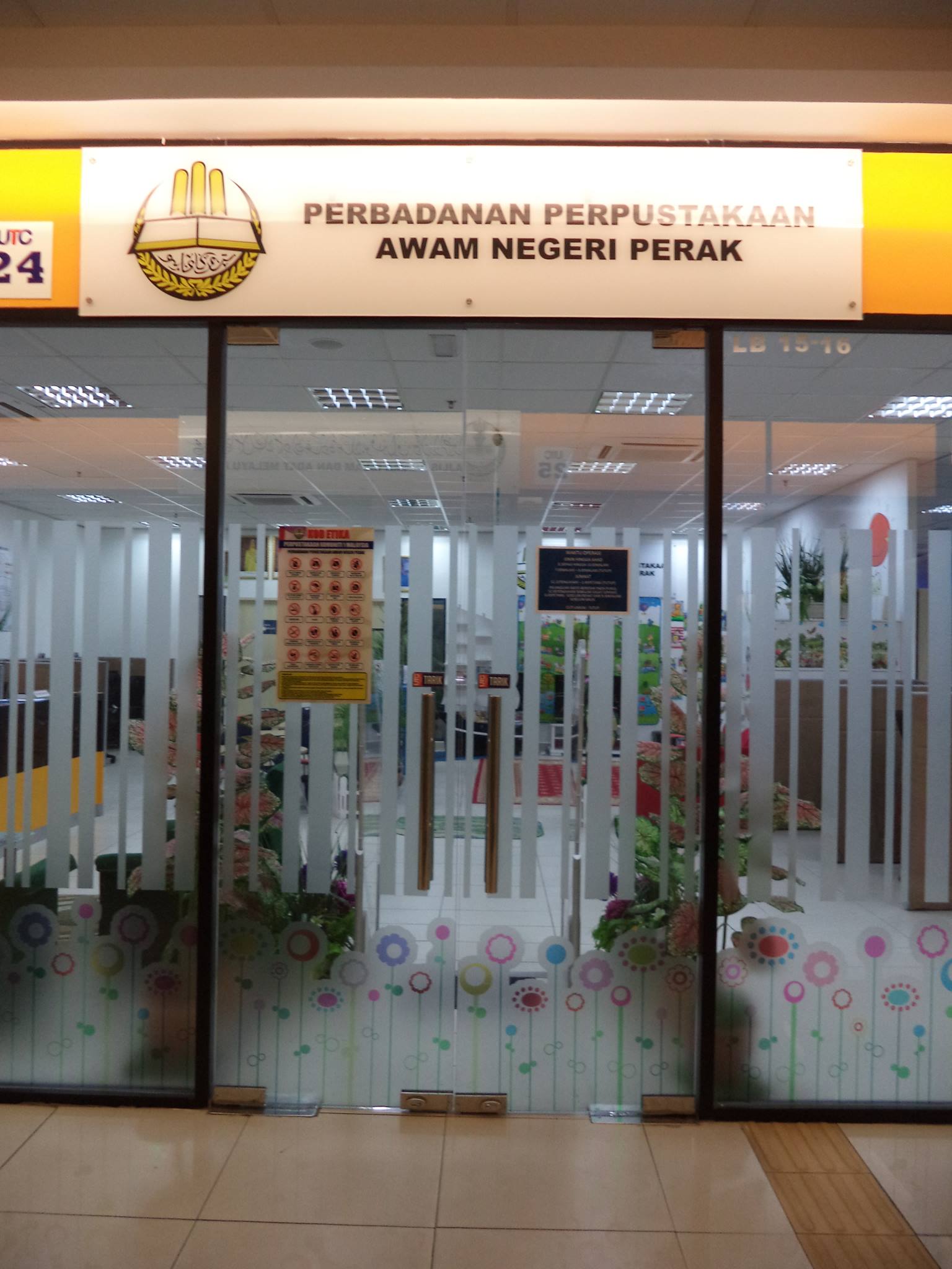 Perpustakaan Komuniti 1Malaysia UTC Perak
