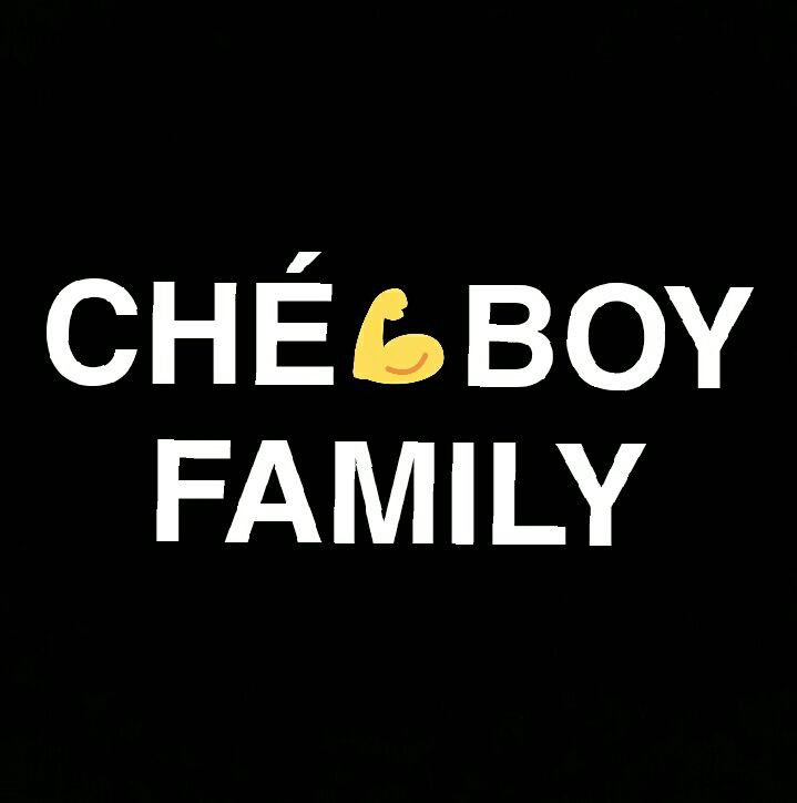 Ché_boy_family
