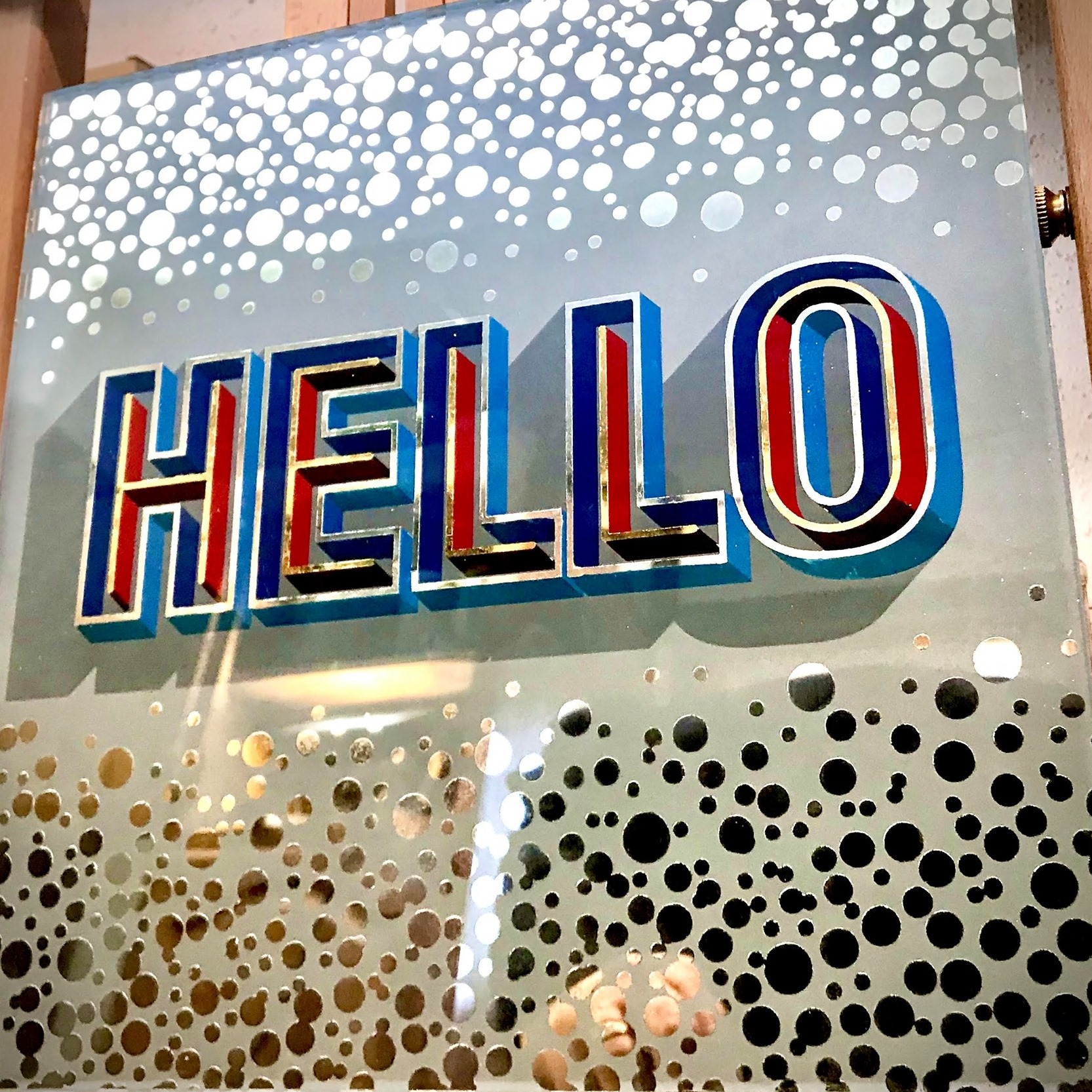 Nickartzy Glass Art & Distinguished Signs