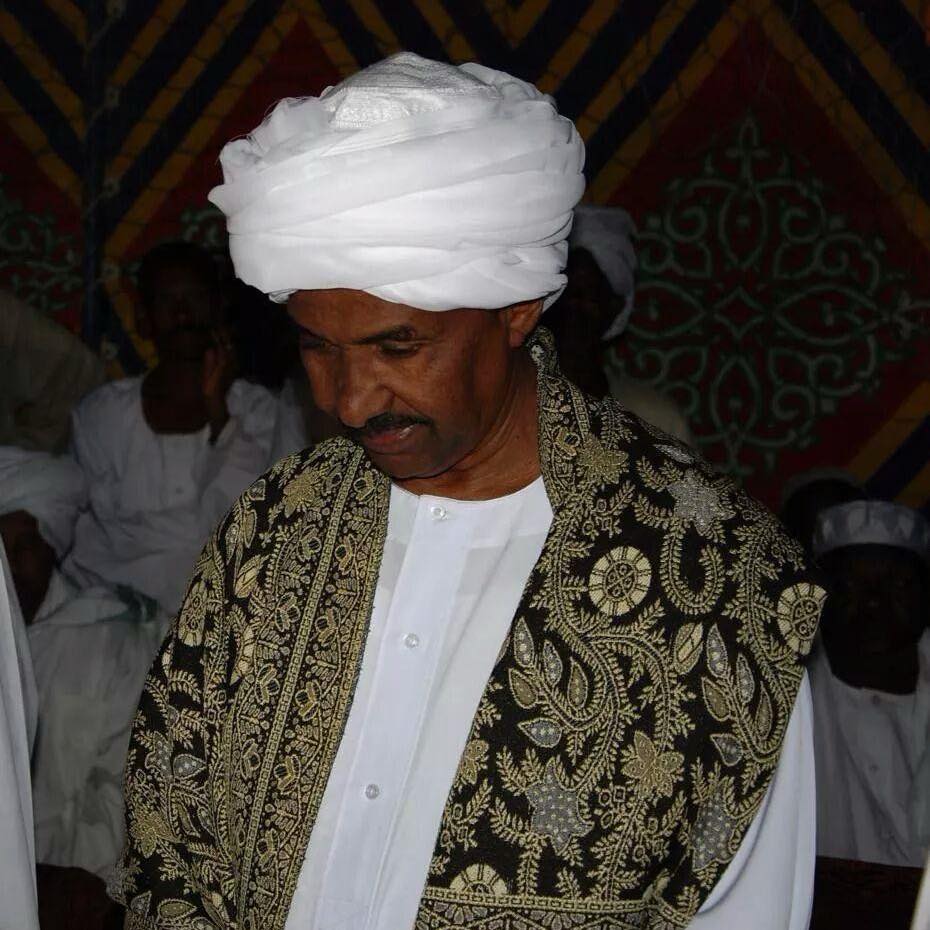سيدي الشريف يوسف الهندي النور البراق (حرف الالف) بإسمٍ عظيمٍ والمحامد ...