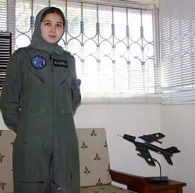 Saira batool Pakistan Air Force - Sharbat Ali Changezi is a retired Air ...