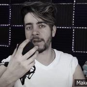 The razzbowski fans