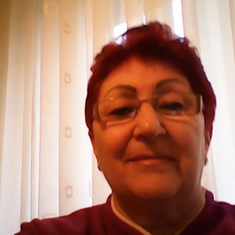 Barbara Racz - Barbara Racz updated her profile picture.