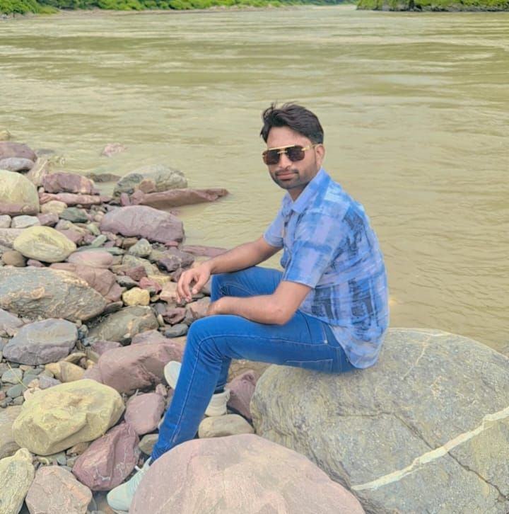 Raman Chauhan,Monu Rathore Frnd's Club