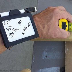 Wear-N-Write Wearable Dry Erase Memo Notepad