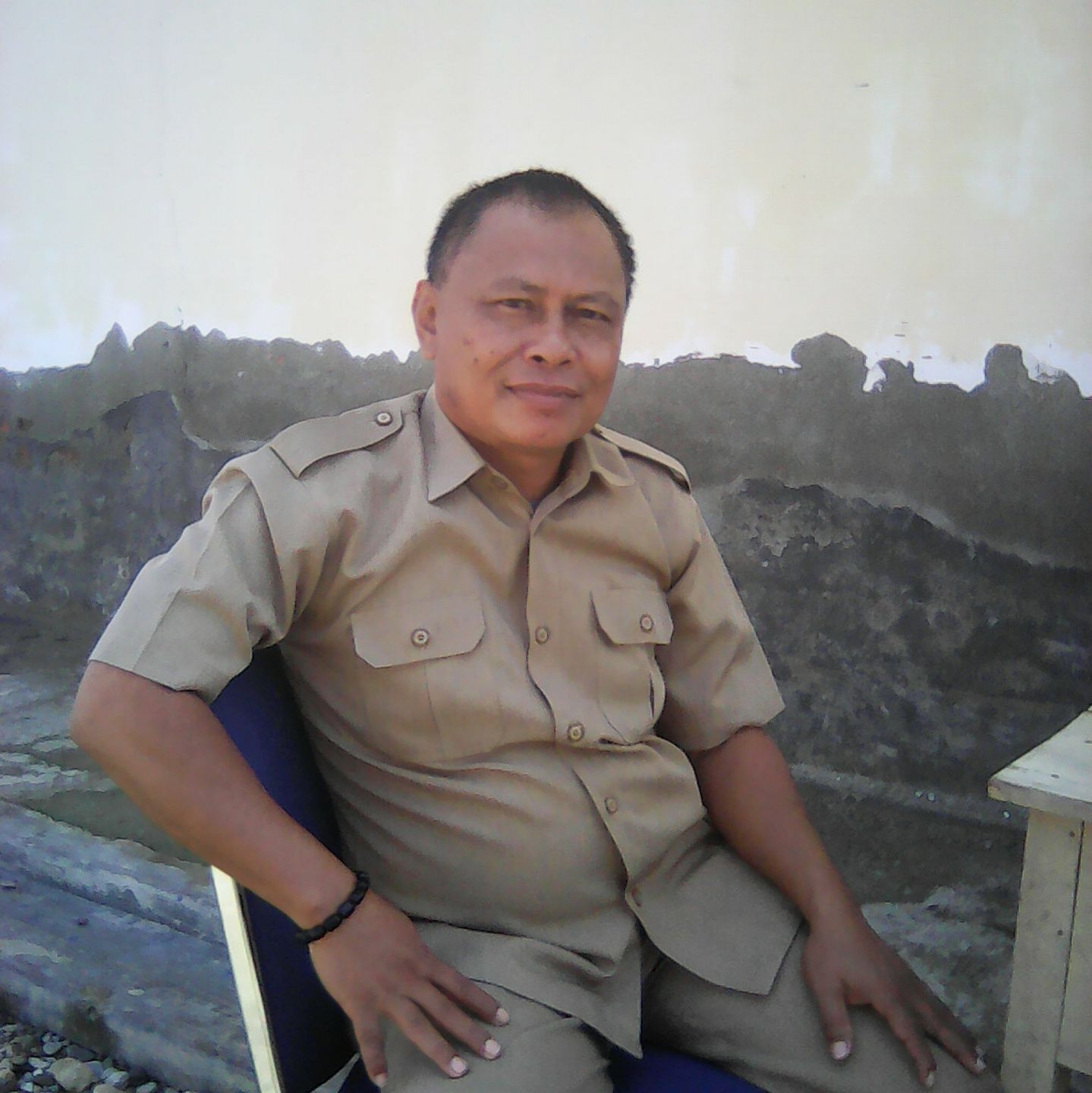 Drs Rustan Topal