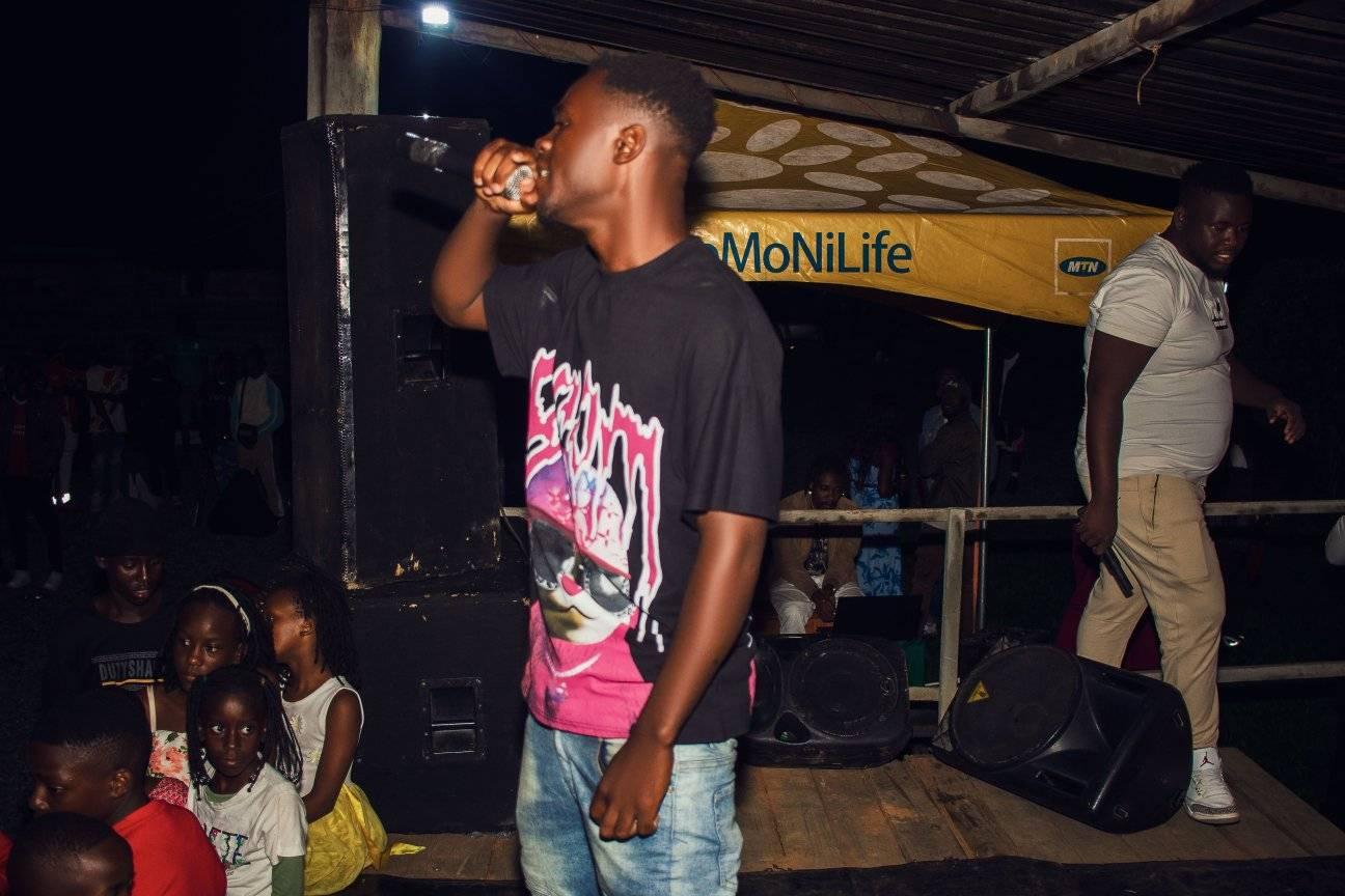 Kamfulumende Real Jay