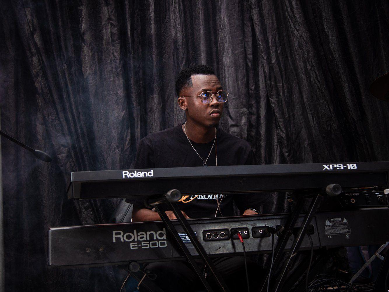 Sandzy King Itende Praise | Nhlangano