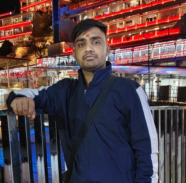 Vicky Raj
