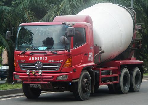 PT Adhimix Precast Indonesia