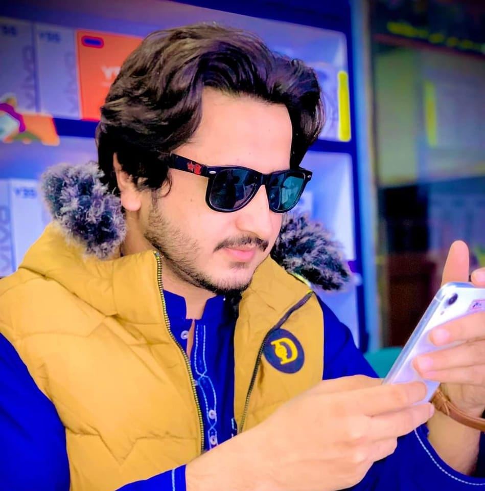 Hasnain Mobiles Phalia | Phalia