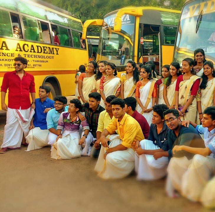 Bus mates, Vast Thrissur