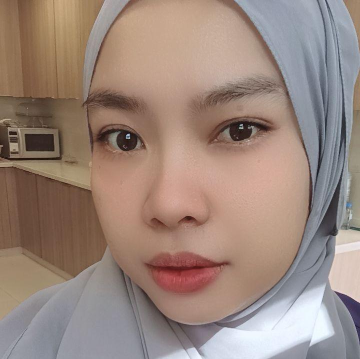 Malem “ laper besty untung punya teri medan yg udh ready ☺️ jadi ...