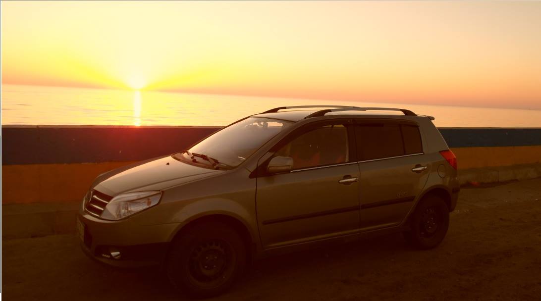 Geely MK Cross
