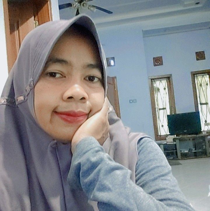 Maap sayakan ceo 🙏😌 #jualan #donat #bakuldonat #genz | Sheily Virechia Dewi