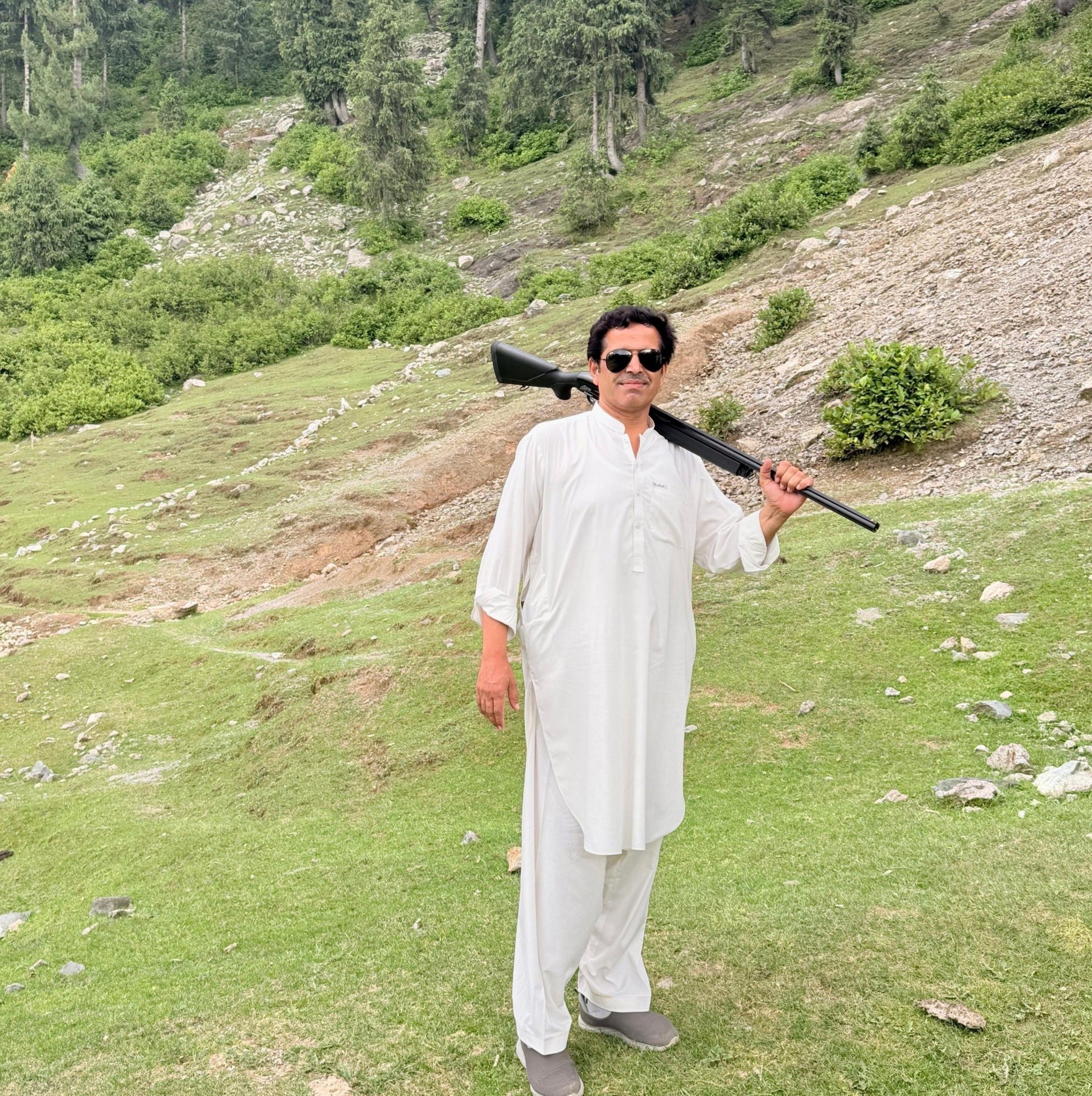 Inam khan. official.