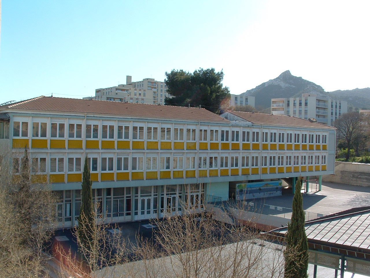 coll-ge-les-bartavelles-marseille