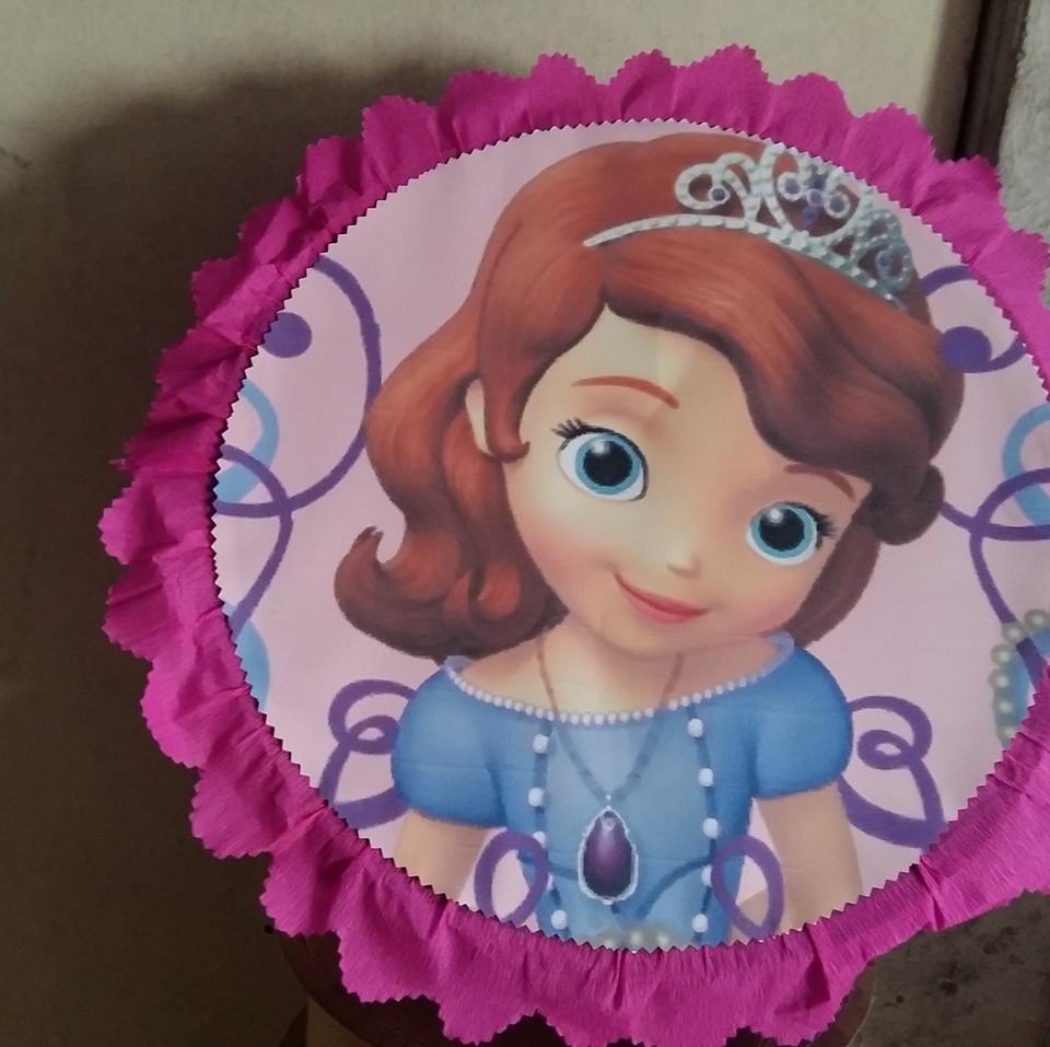 Piñatas Mundo y Fantasía