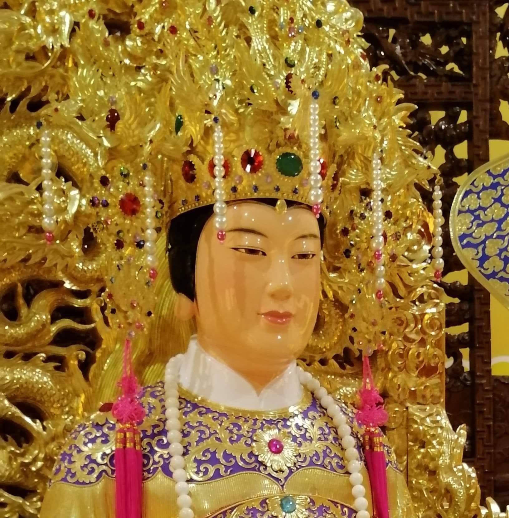 台灣道教總會 - 【四殿五官王】 中國的閻羅王共有十位，每位各居一殿，故稱「十殿閻羅」，並分轄十八地獄。而今日介紹的這位五官王為冥界十王之第四 ...