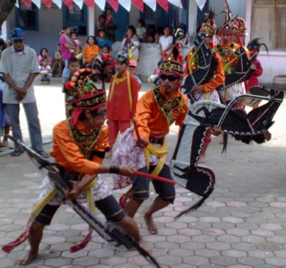 JATHILAN / INCLING SARI PURNOMO