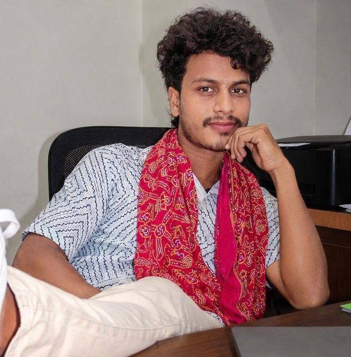RUPESH RAJAK | Facebook