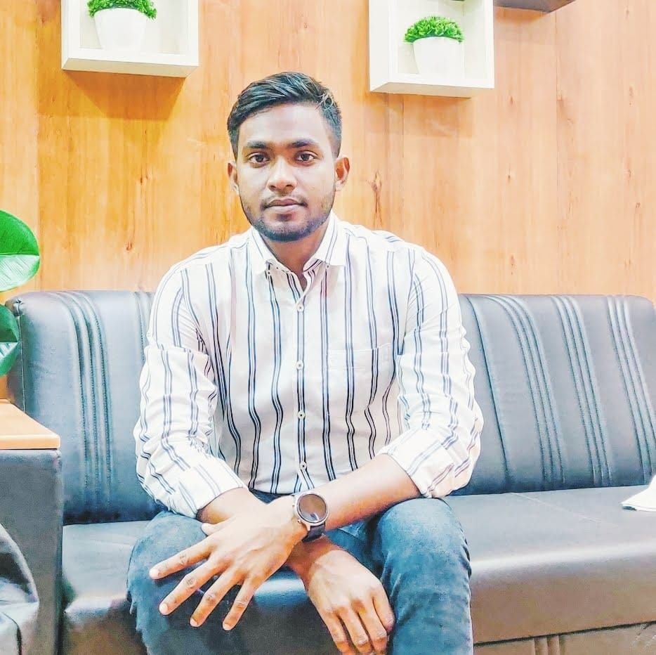 Sunny Diyan | Heria Atmaram Chak