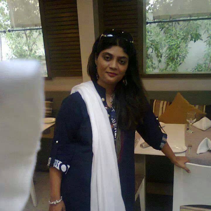 Hina rajput t