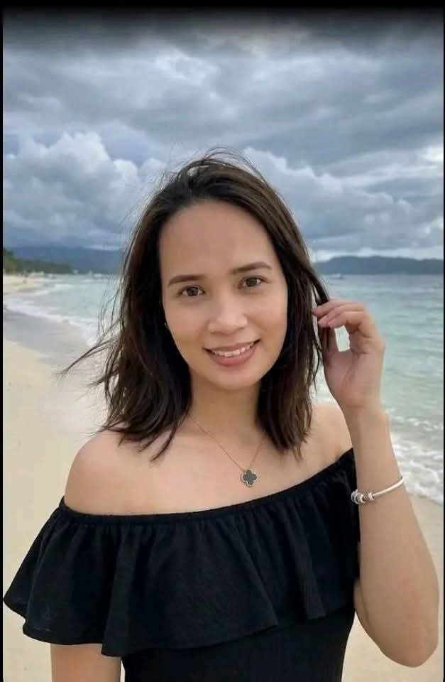 Isang uri ng device small copper or (IUD) ito ay isang uri ng ...