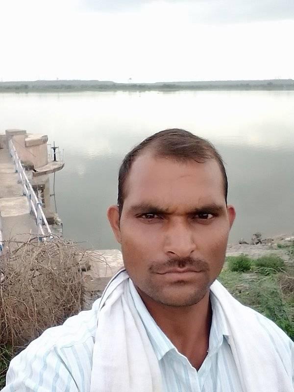 शेततळ्याचे पाण्यातील लगेच काढून मिळेल | Kiran Gunjal Patil