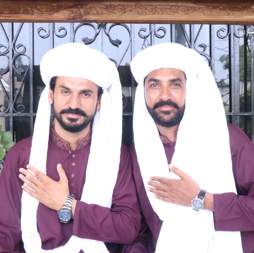 Singer Jaam brothers