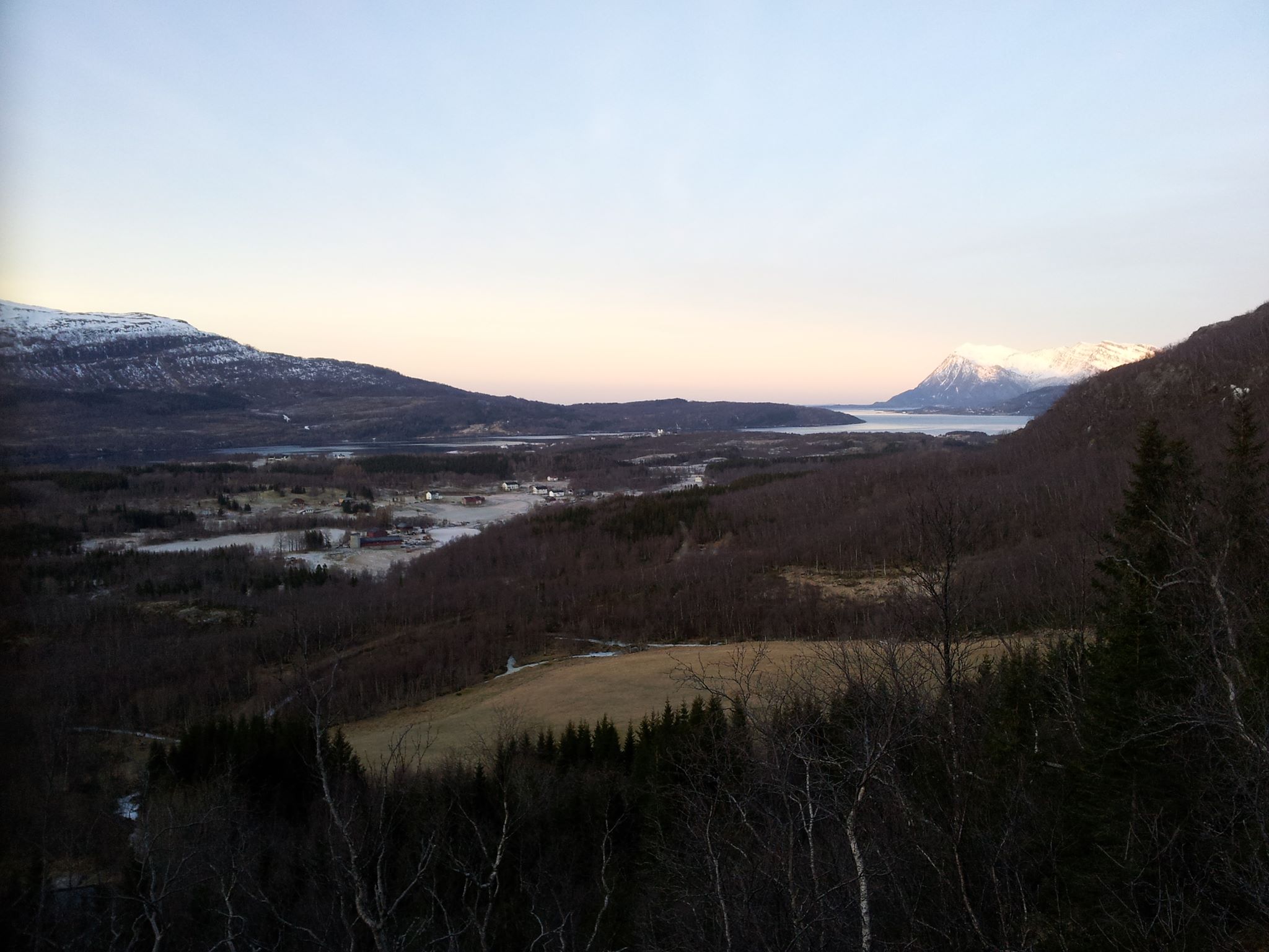 Sørfinnset, ei vakker bygd