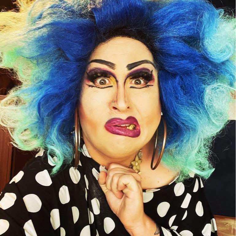 Ja nawet polubiłam profil Andrzeja.... - Charlotte Drag Queen | Facebook