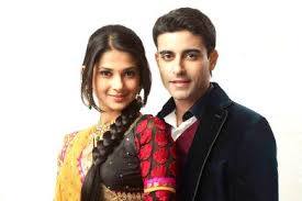 Saras et Kumud