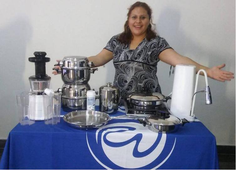 RENA WARE;Criss Rojas,Representante Independiente