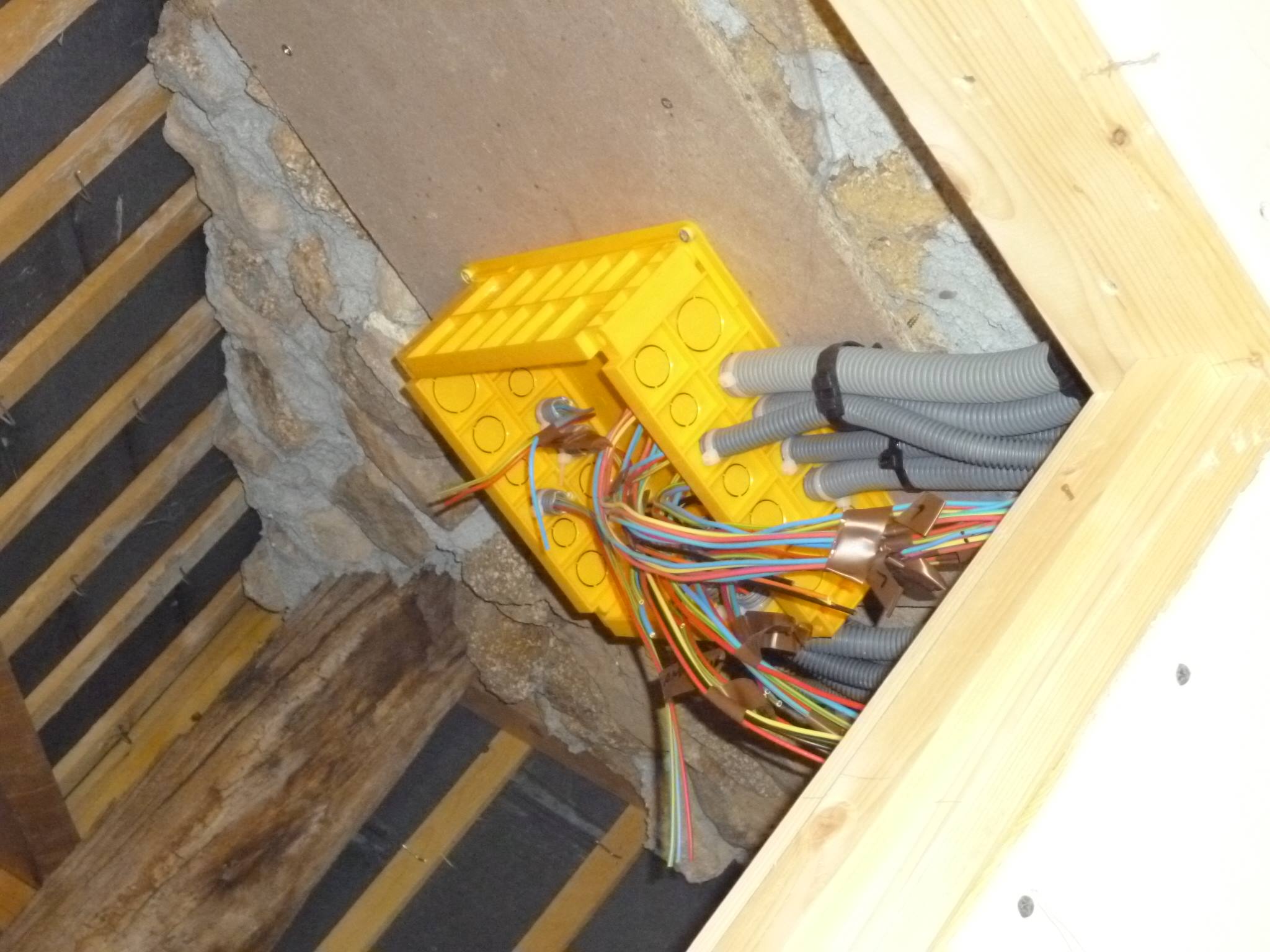 D P Installation Electrique