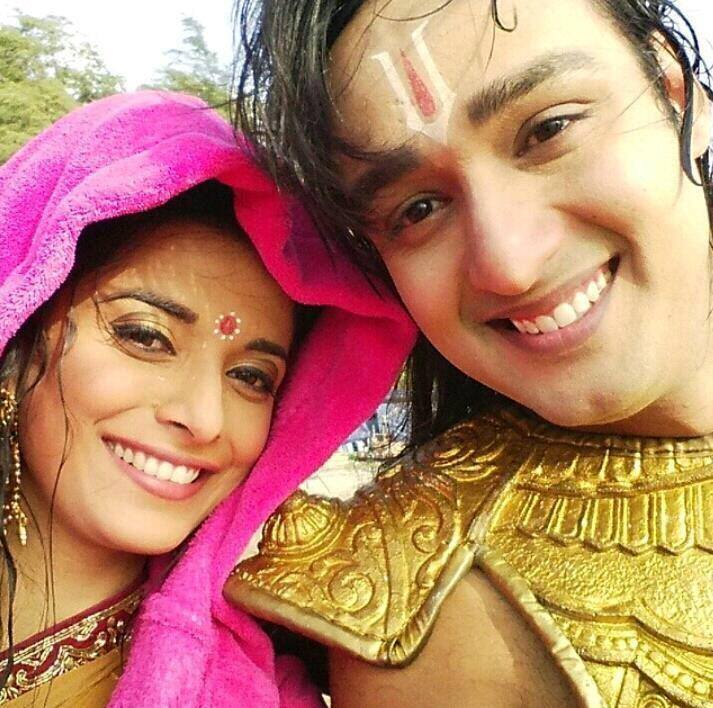 Pooja Sharma Ka Draupadi Rup
