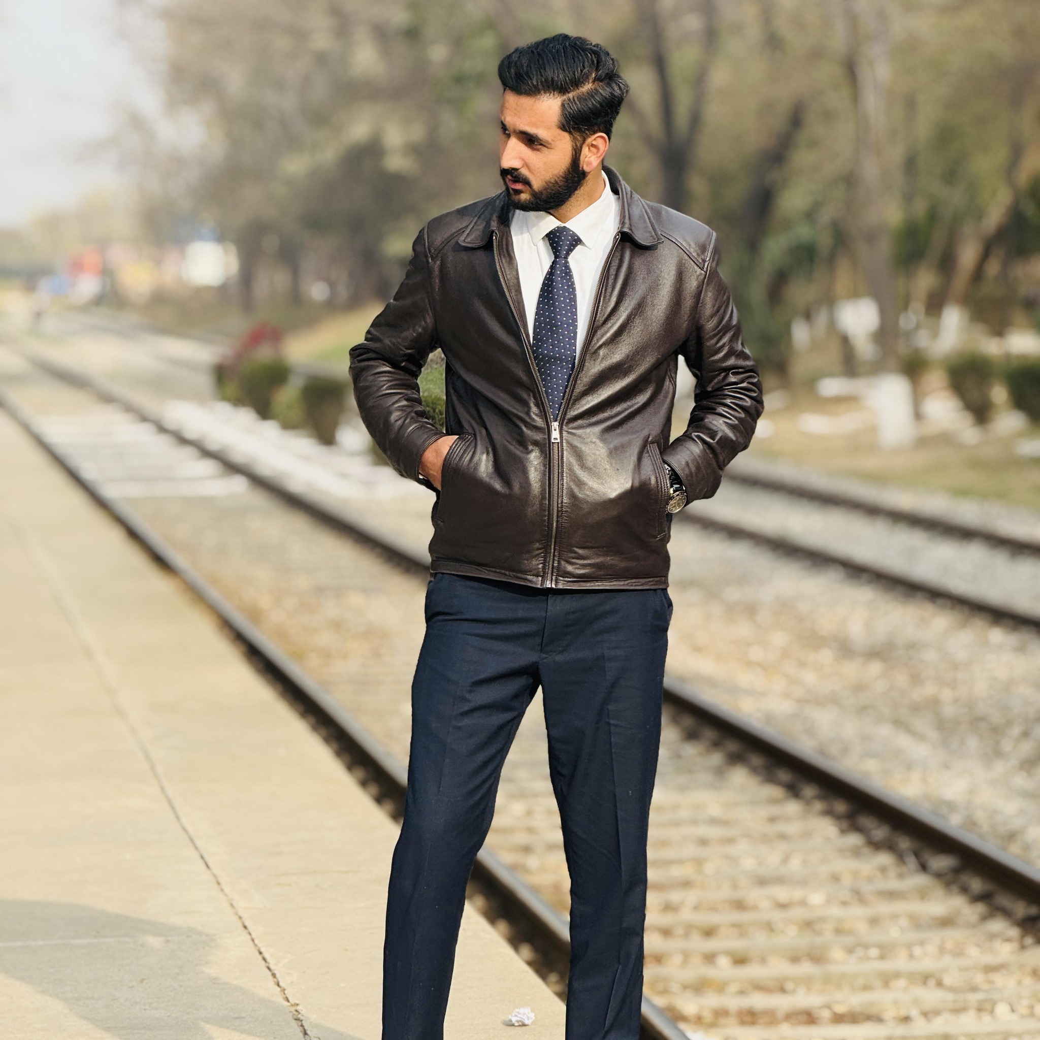 Economy.pk - Pakistani student completes 3.5 years of Bachelor's degree ...