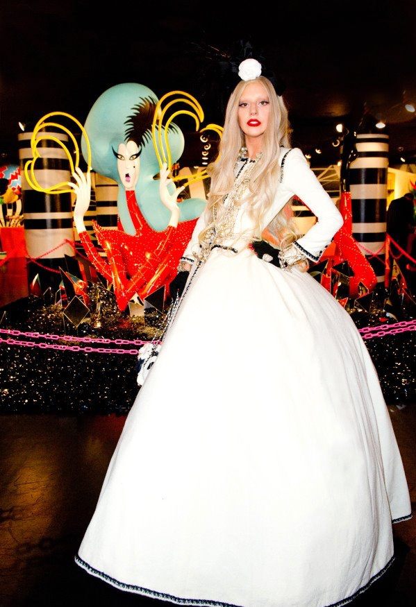 lady gaga in indian dress spring1_2026
