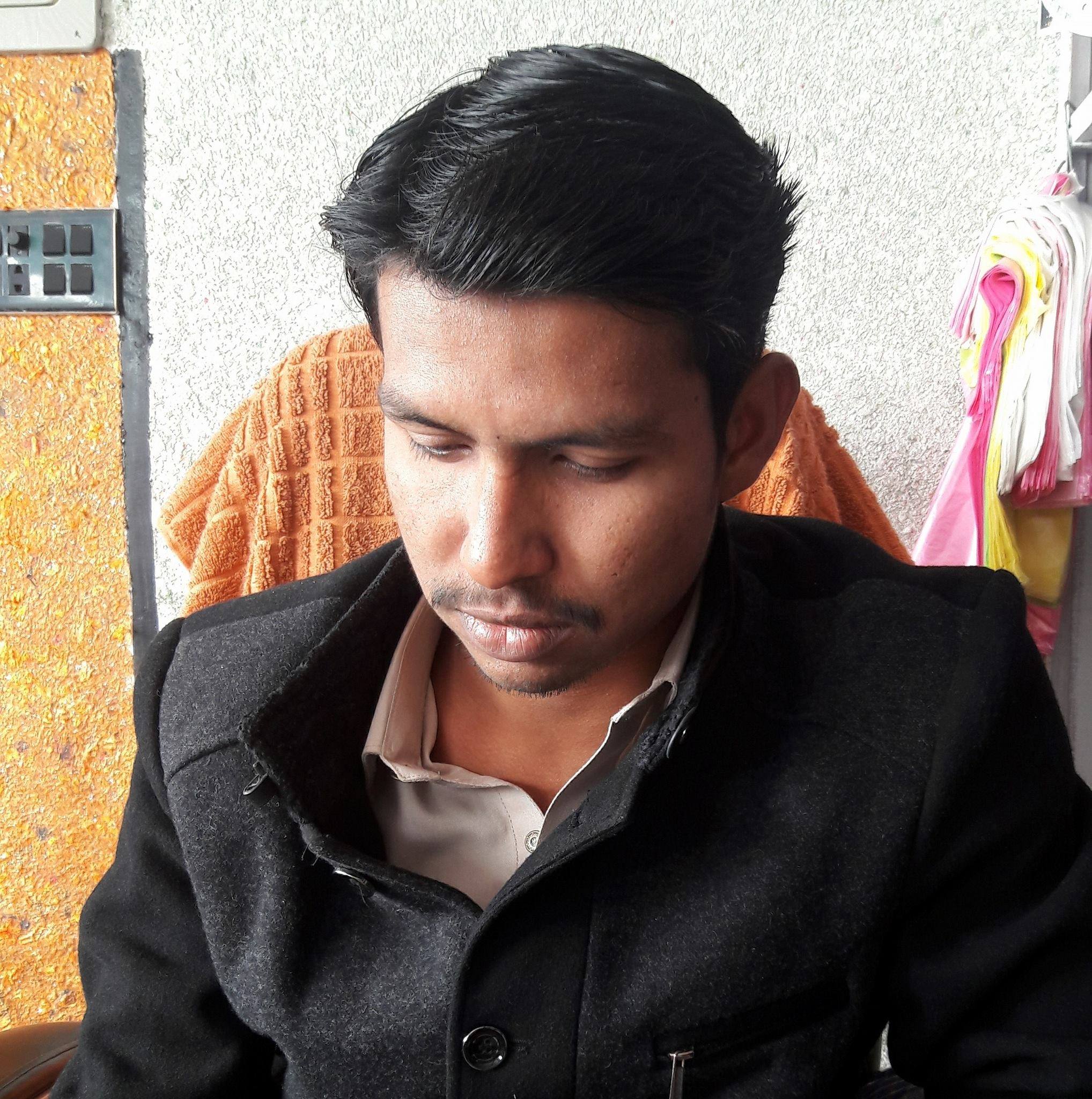 Al.Latif Plaza Zia Shaheed Road Rajan Pur