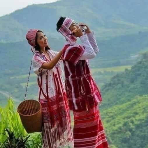 ဒီလိုဆိုရင်ရော ချစ်နိုင်သေးလား ကရင်မကို🫩🫩 | Kayin Ma Lay Online Shop