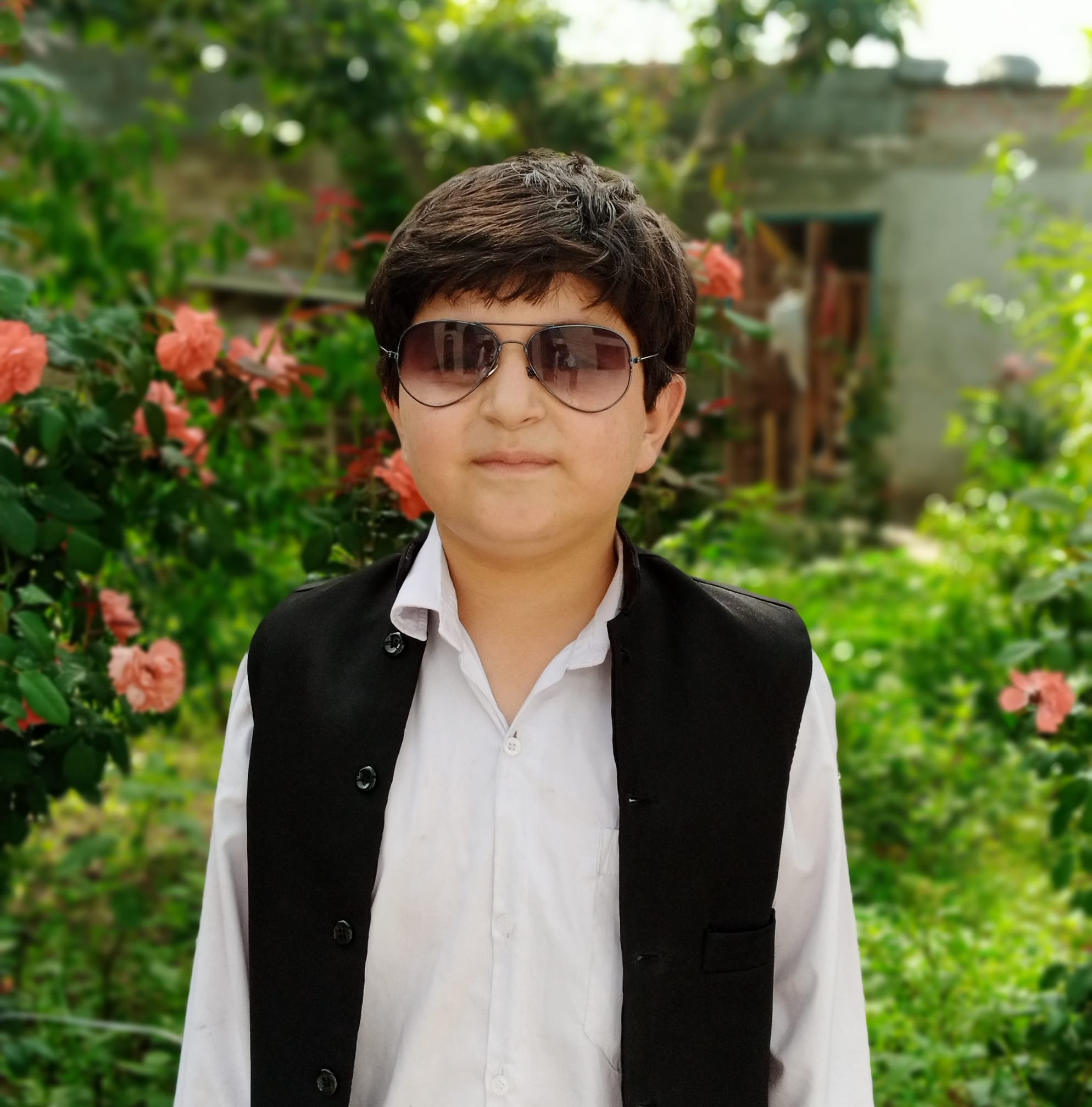 Sheraz Khan Official