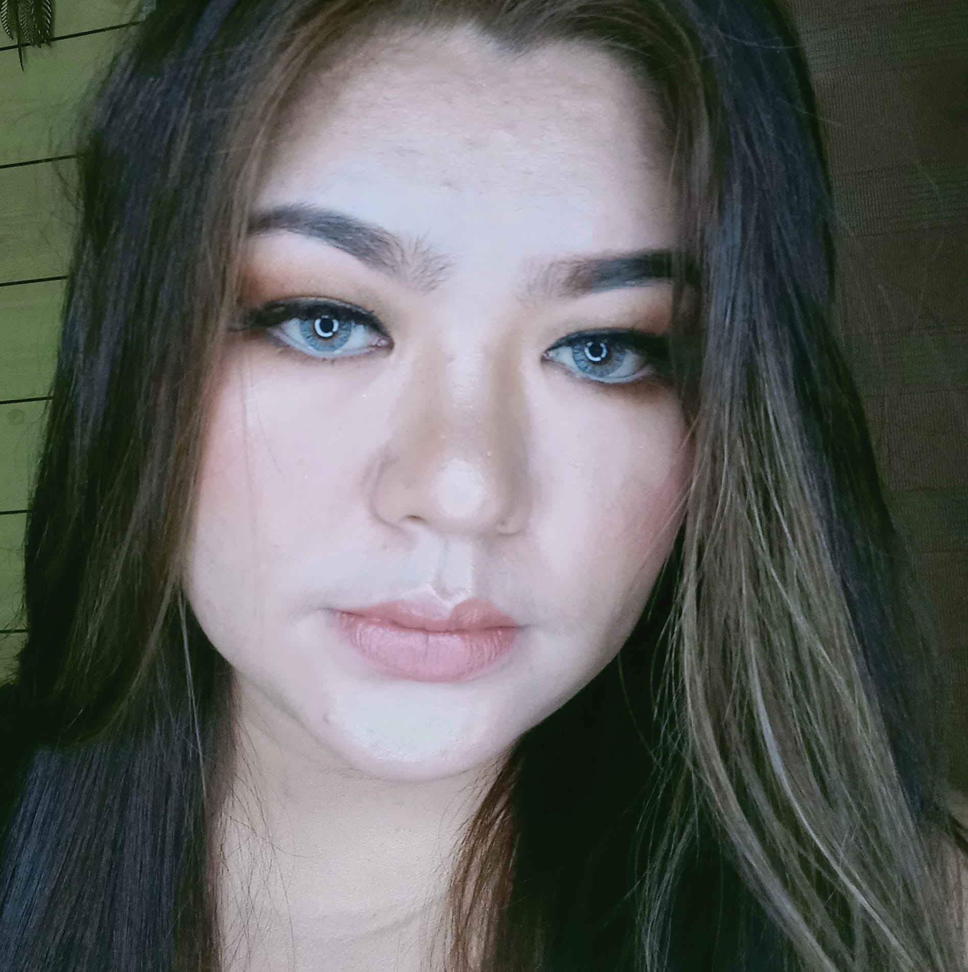 Makeup by Che