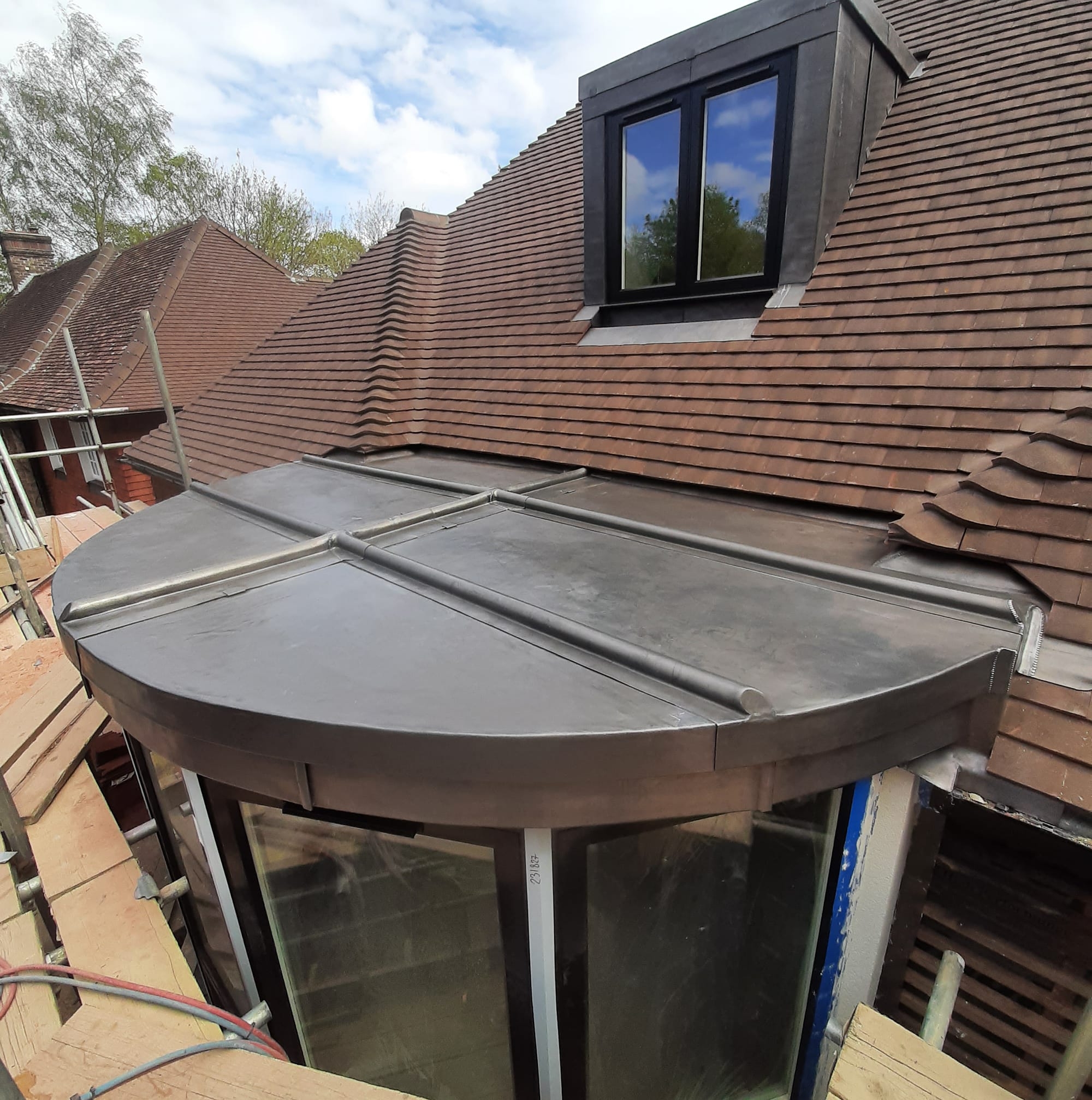 A small but detailed double bay window completed in LRS RapidRoof Pro ...