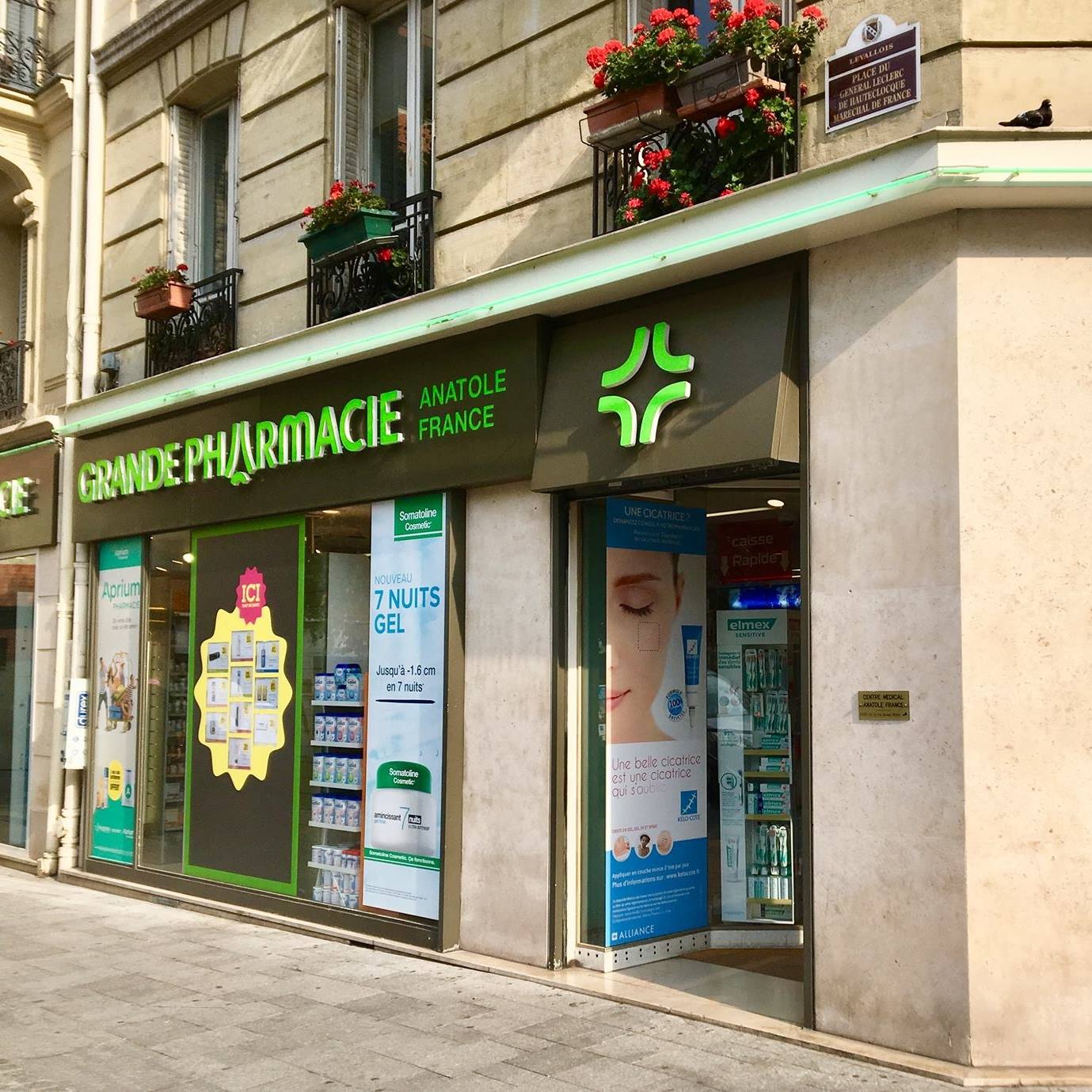 grande-pharmacie-anatole-france-levallois-perret
