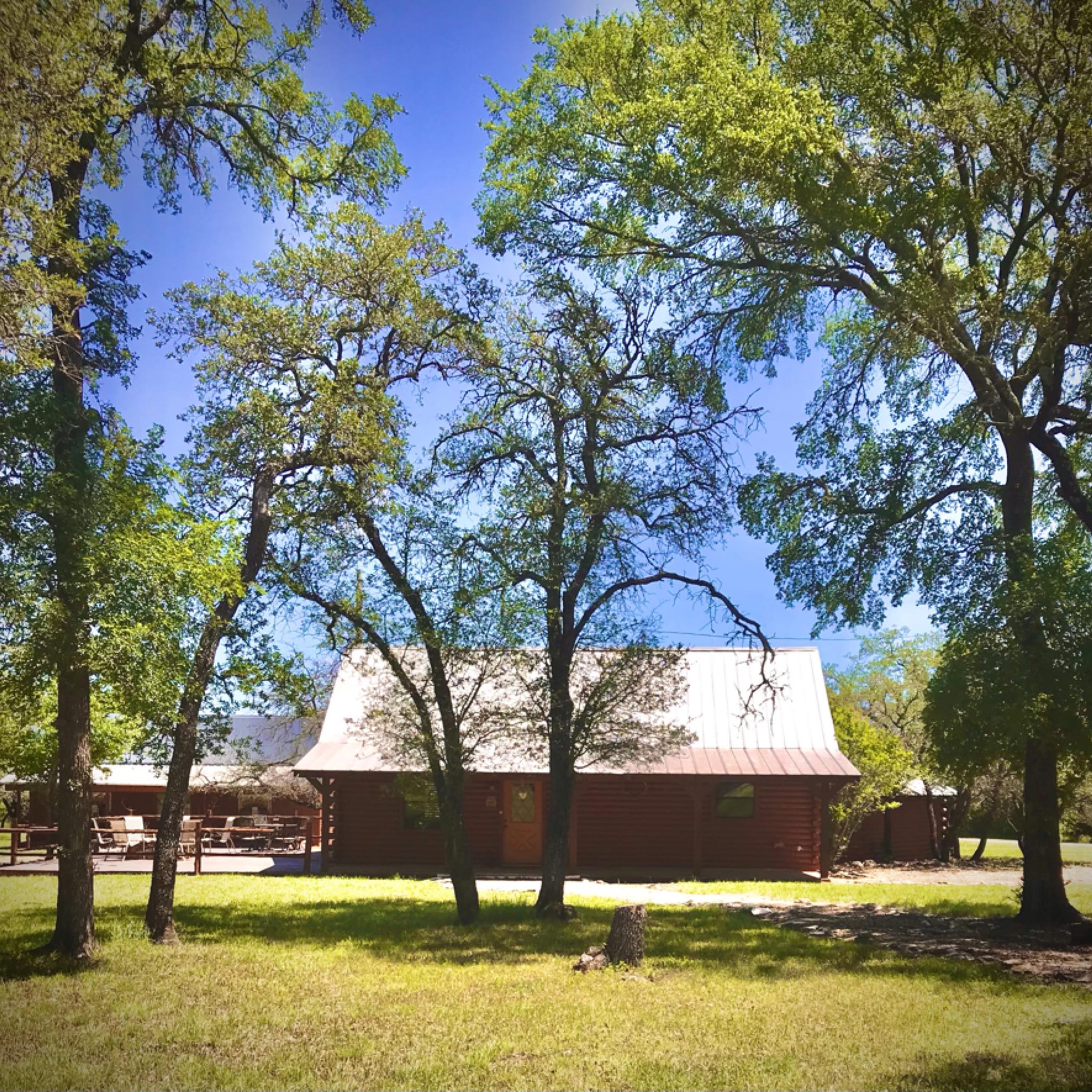Log Cabin Escape at D-Oasis Ranch | Valley Mills TX