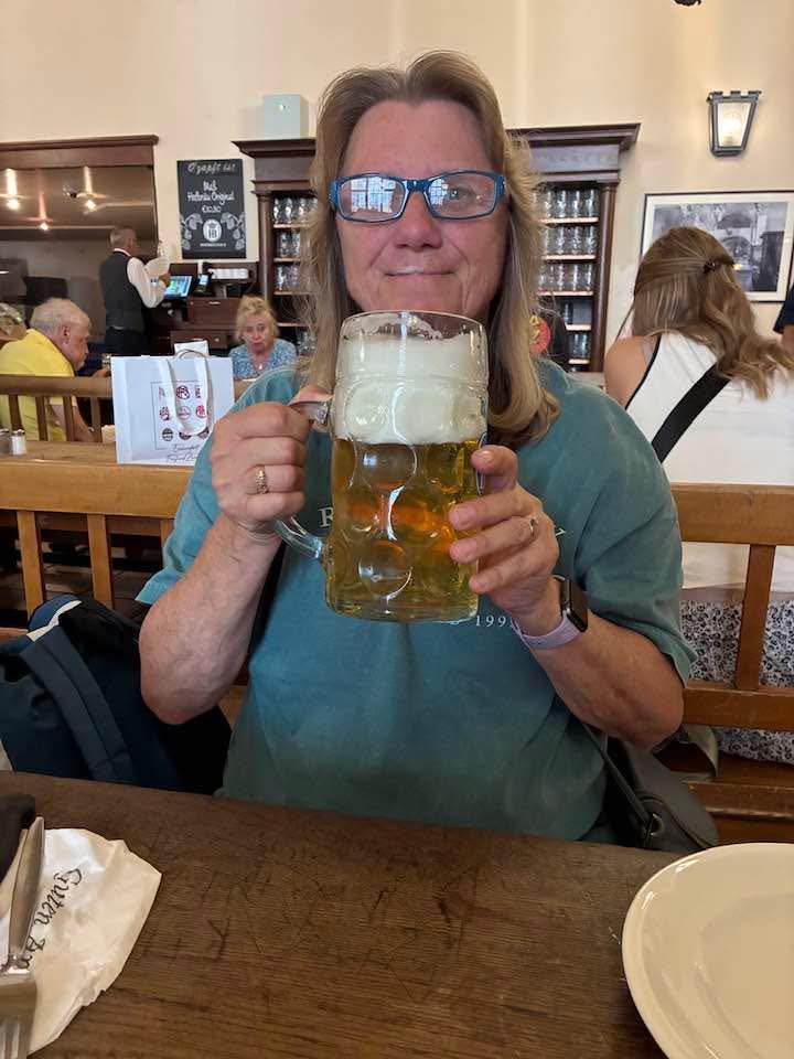 Beautiful Cattleya blooming !!!!!!! | Hector Torres