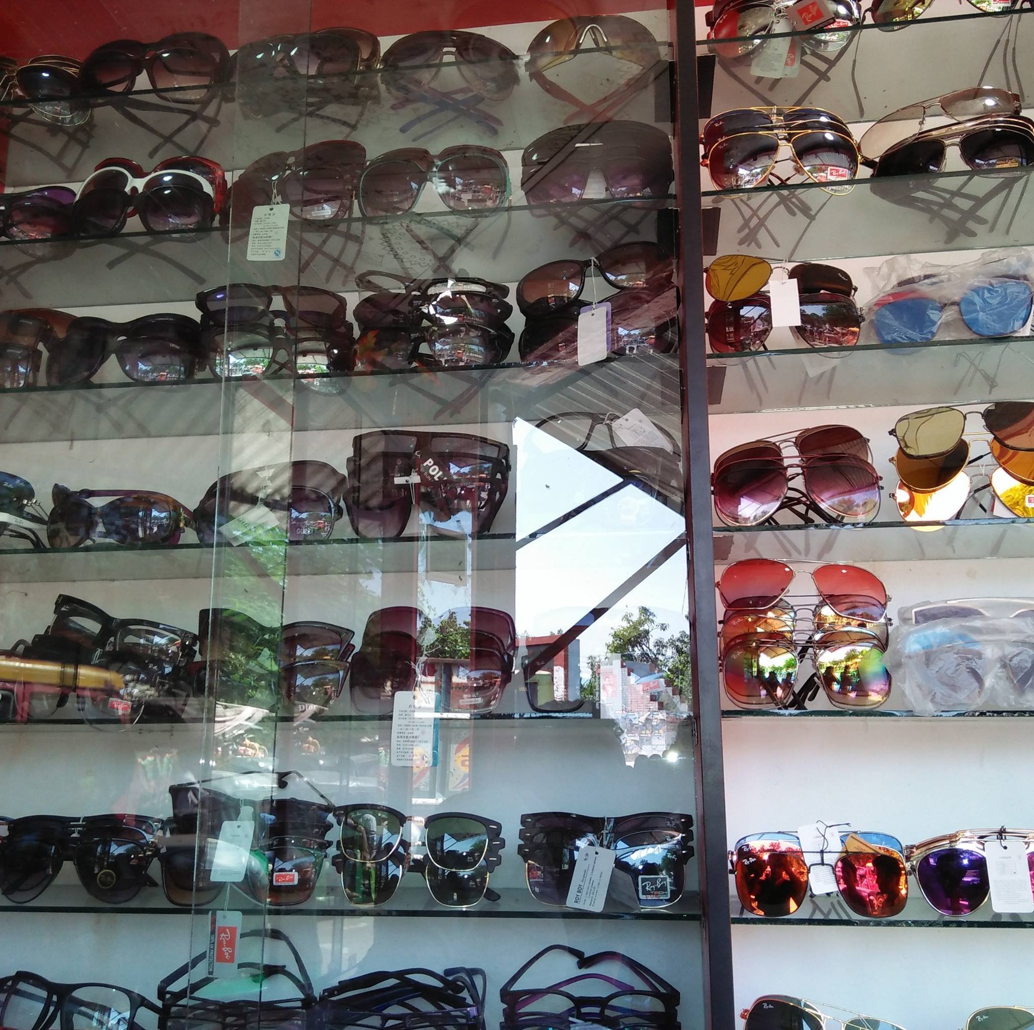 The Collection Of Ontor Optics & Fashion