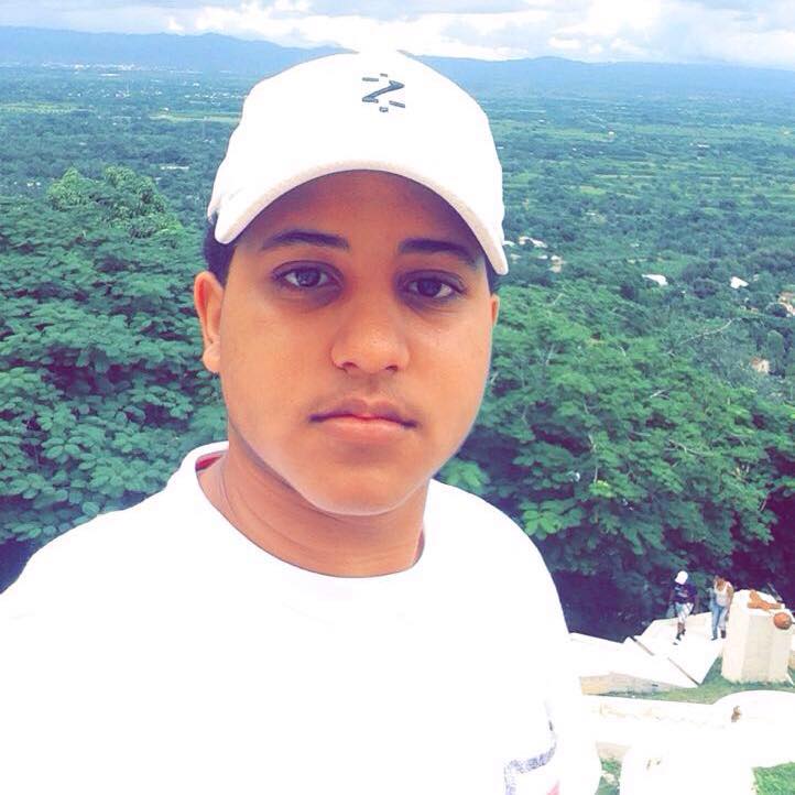 Lenny Reyes