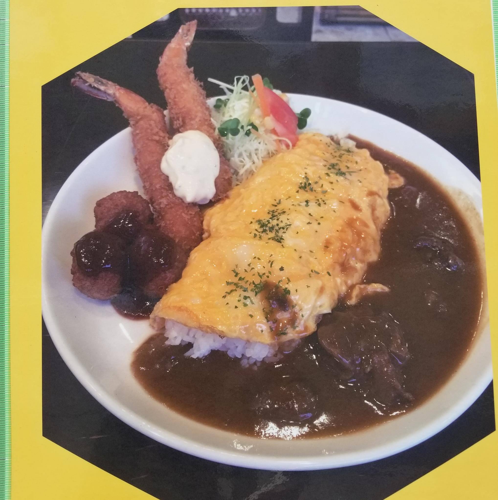 カフェ レストラン yachiyo