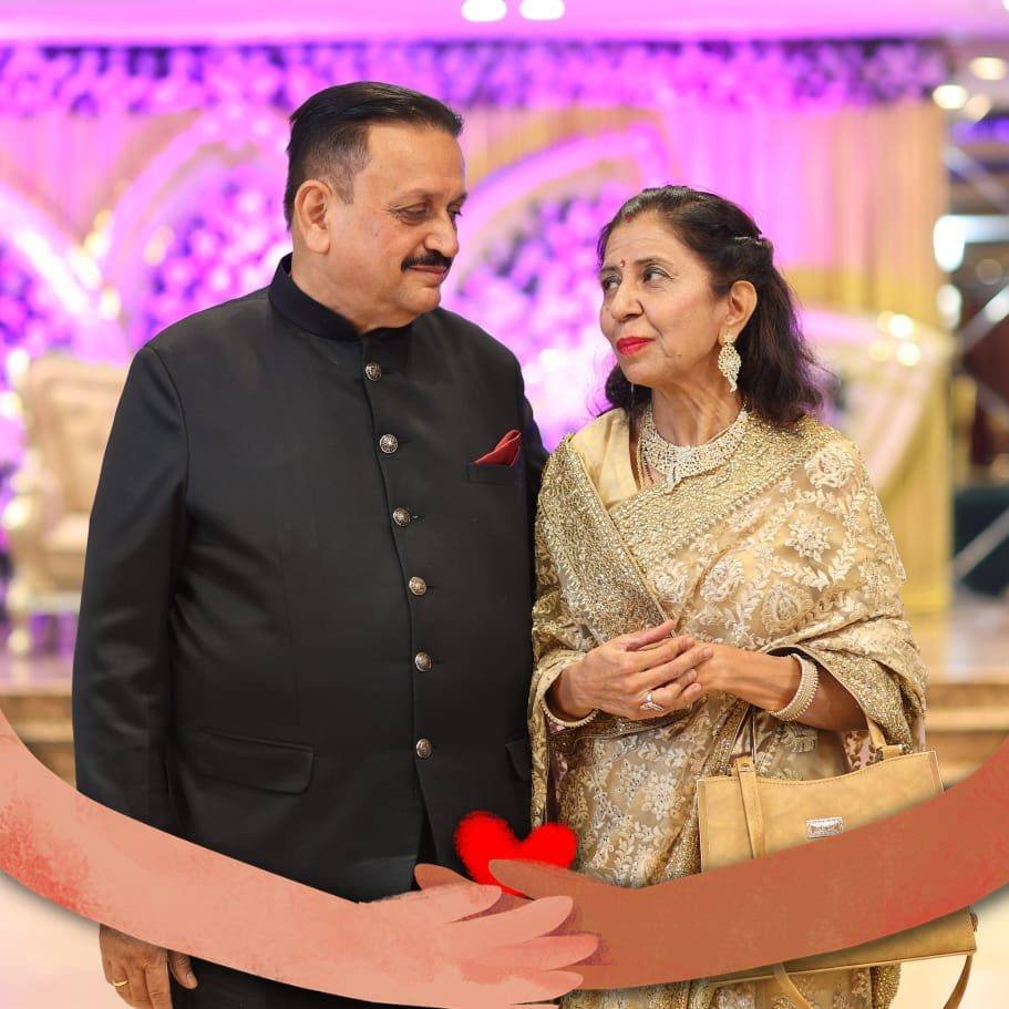 Adv Rajan Oberoi